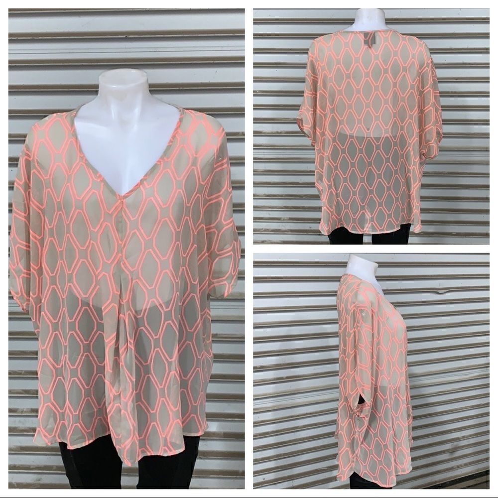 Bobeau sheer gray top w/ orange geometrical design